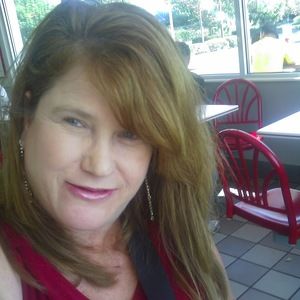 Meet your Posher, Cindi